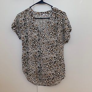 NWOT Gap Leopard V Neck Blouse, Size S